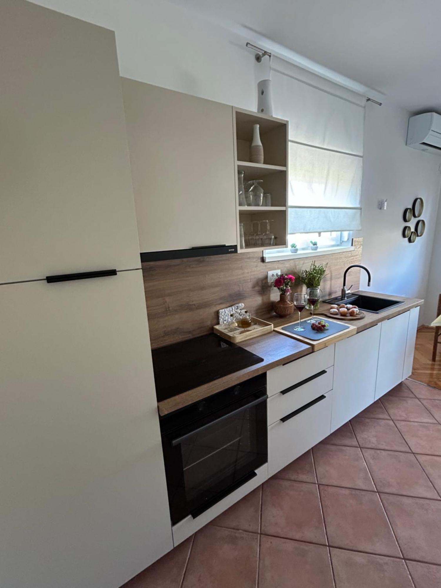Apartments Come&Stay Punat Eksteriør bilde